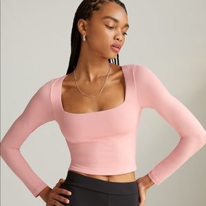 Aritzia Babaton contour longsleeve in cocoa brown